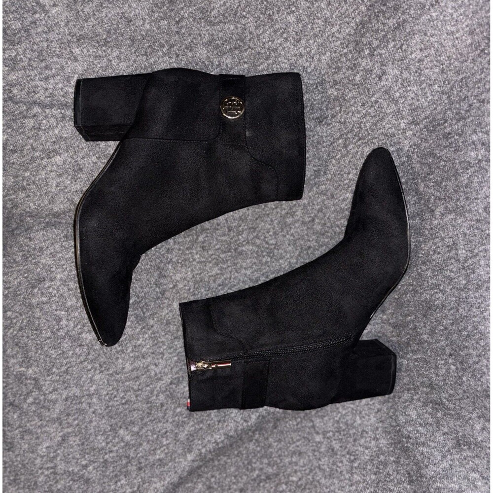 Tommy Hilfiger Hazelle black Ankle Boots women's US size 8 black suede